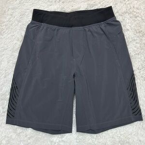 Lululemon Men's Pace Breaker Shorts Linerless 10” Size Medium Gray
